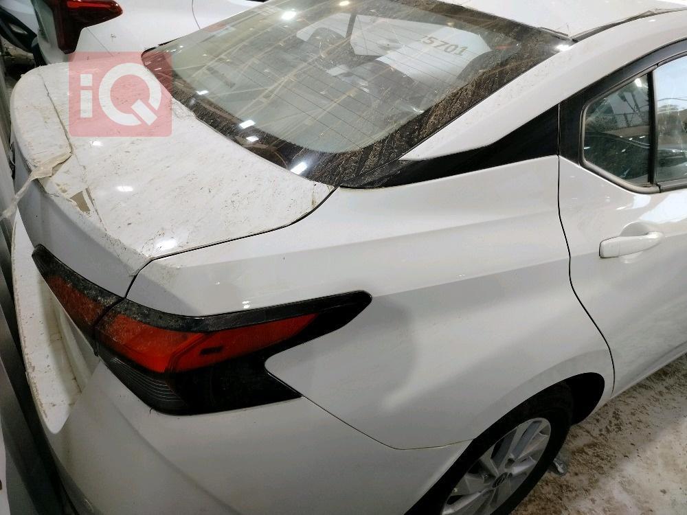 نيسان سنترا
